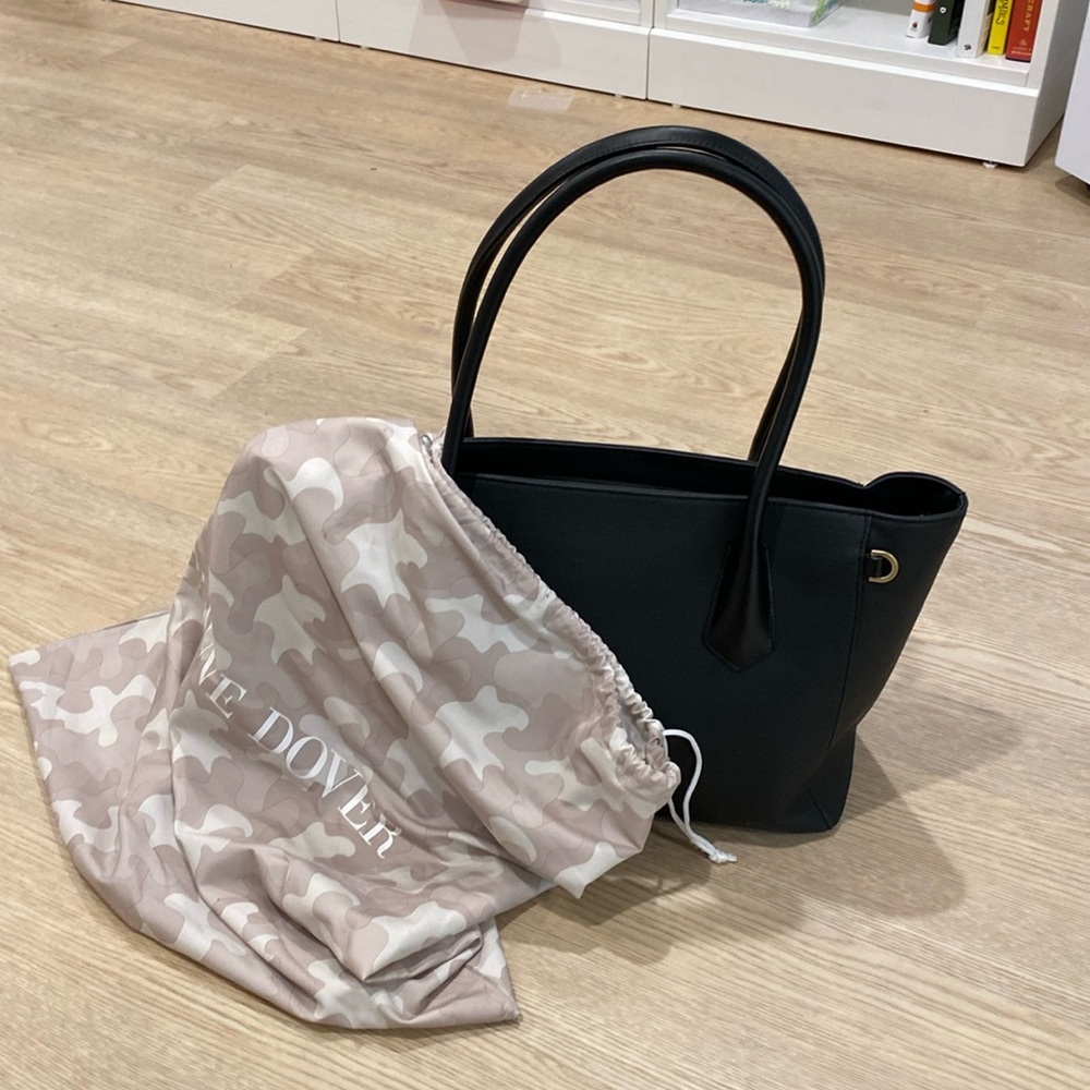 Dagne Dover bag w dust bag! Used 2x! Brand new! Black laptop and paperwork bag!